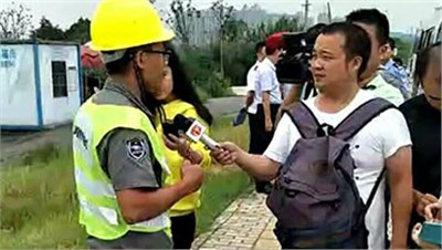 株洲市副市長、市公安局局長李曉葵視查工地現(xiàn)場